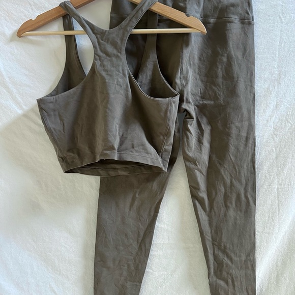 MATE the Label Tank & Legging Set - Picture 4 of 4